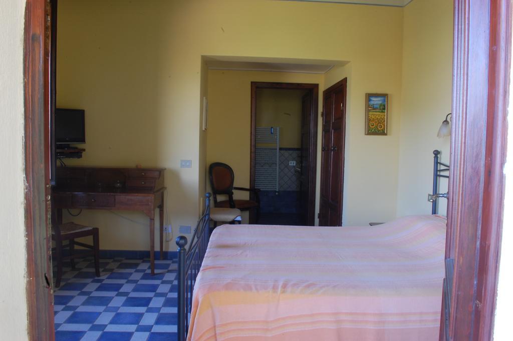 Il Pino Bed & Breakfast Vetulonia Room photo