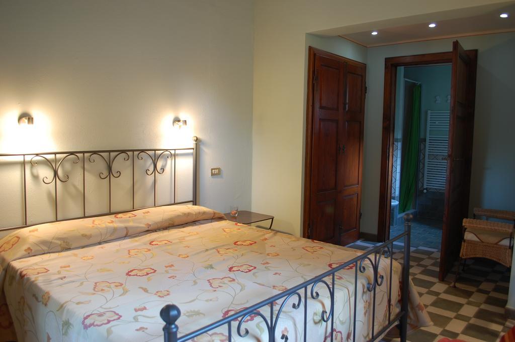 Il Pino Bed & Breakfast Vetulonia Room photo